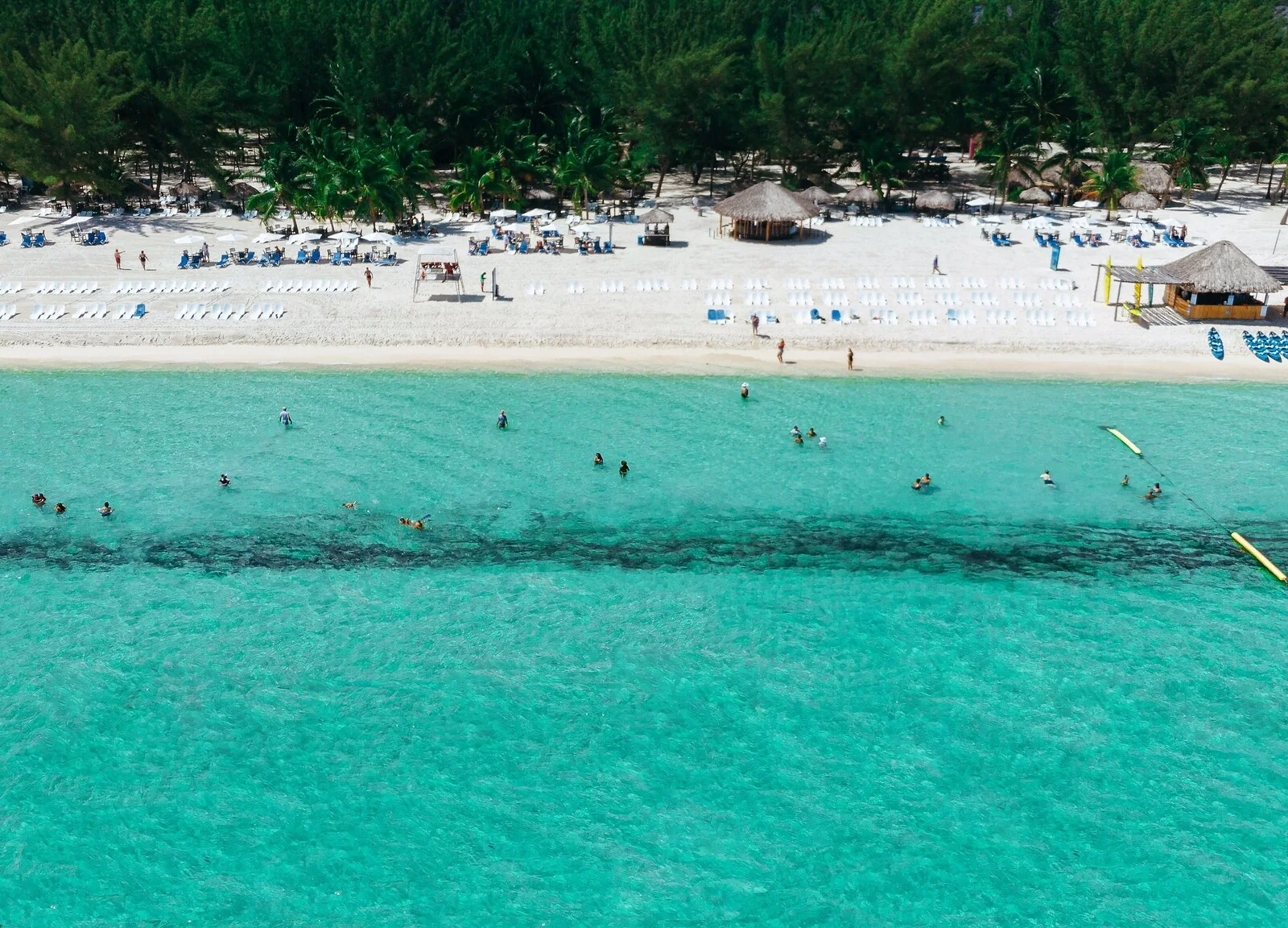 Turquoise water at Isla Pasión, Cozumel